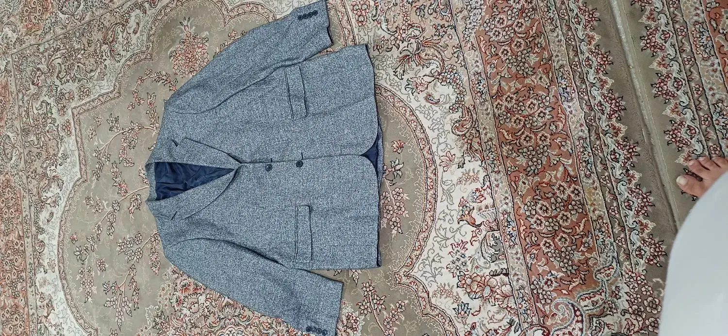 کت در حد نو|لباس|چهارباغ, |دیوار