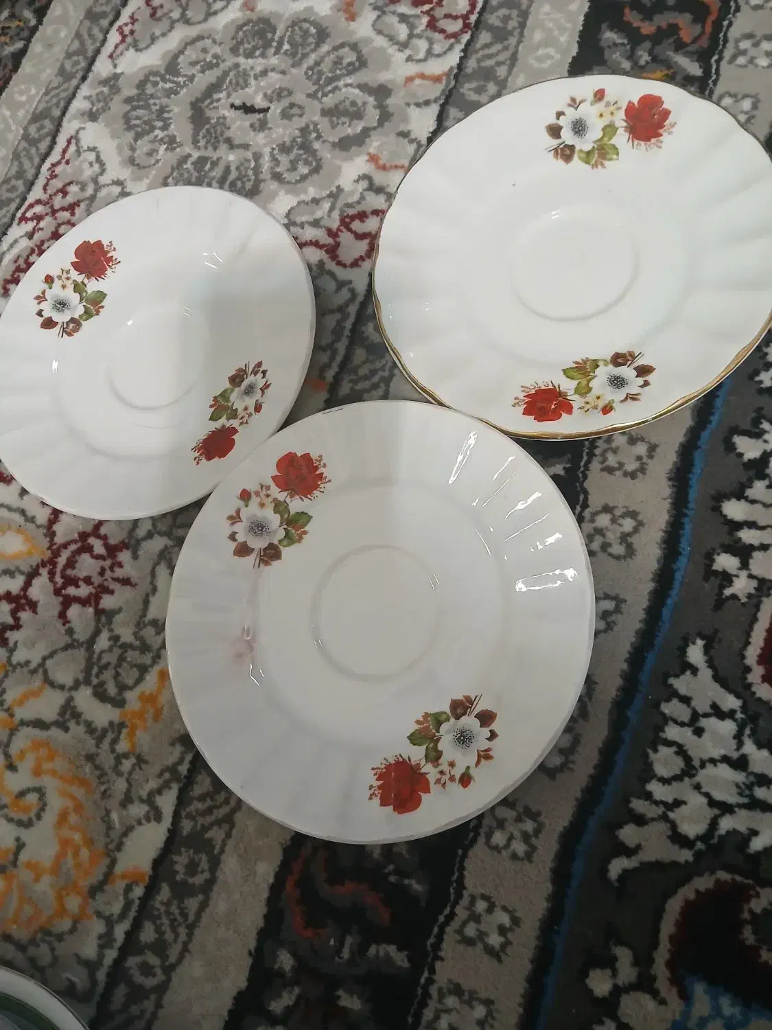چینی قدیمی|ظروف سرو و پذیرایی|شیراز, کوشک میدان|دیوار