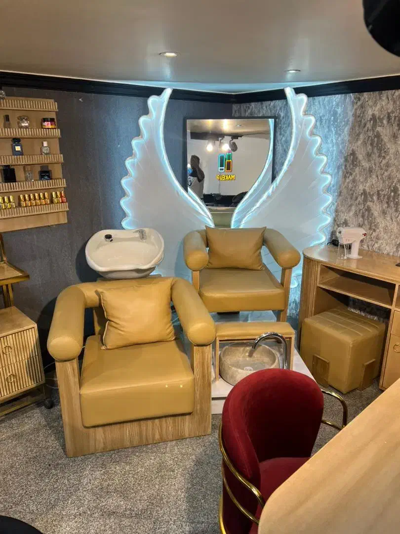 تولید تجهیزات آرایشگاهی آلما صنعت دکور|آرایشگاه و سالنهای زیبایی|اسلامشهر, ده عباس|دیوار