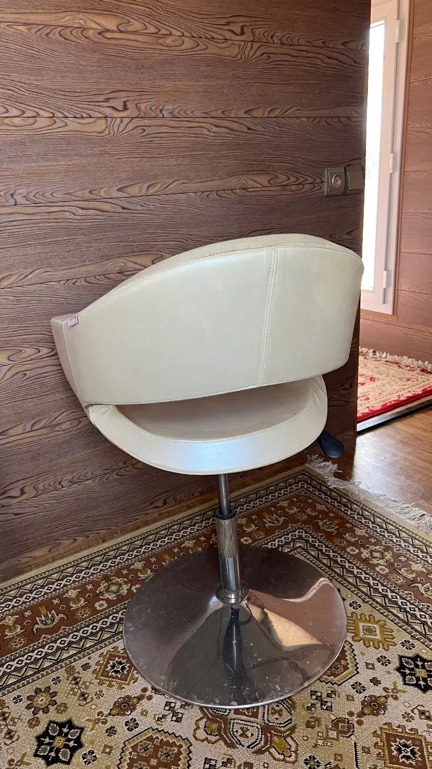 صندلی کوپ|آرایشگاه و سالن‌های زیبایی|ساری, |دیوار