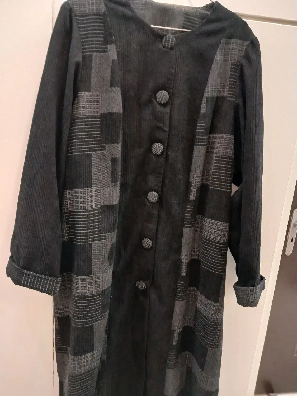 پالتو زنانه|لباس|اصفهان, ملاصدرا|دیوار