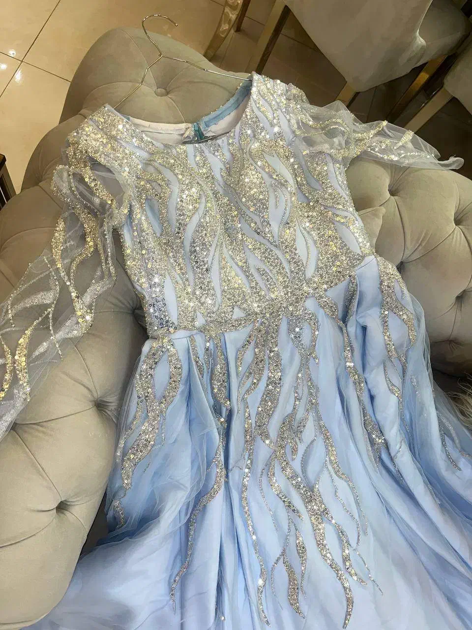 پیراهن سنگ دوزی شده دارای کاپ و فنر دوزی شده|لباس|آمل, |دیوار