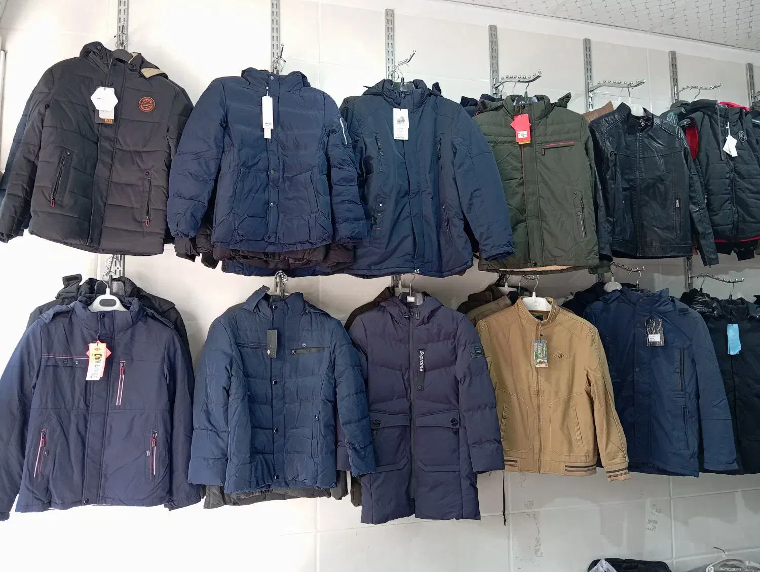 کاپشن همه مدل قیمت مناسب|لباس|قم, چهل درخت‎|دیوار