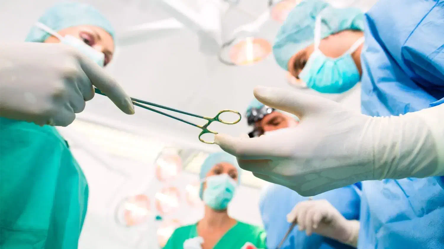 استخدام کمک جراح (کارشناس و کاردان)|استخدام درمانی، زیبایی، بهداشتی|کرمانشاه, |دیوار