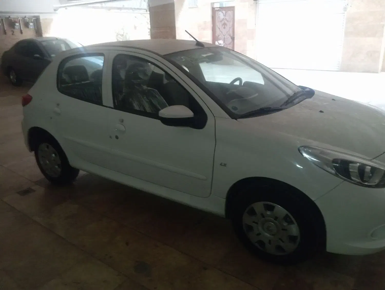 ۲۰۷ سقف فلز مدل ۱۴۰۳|خودرو سواری و وانت|اندیشه, شهرک مریم|دیوار