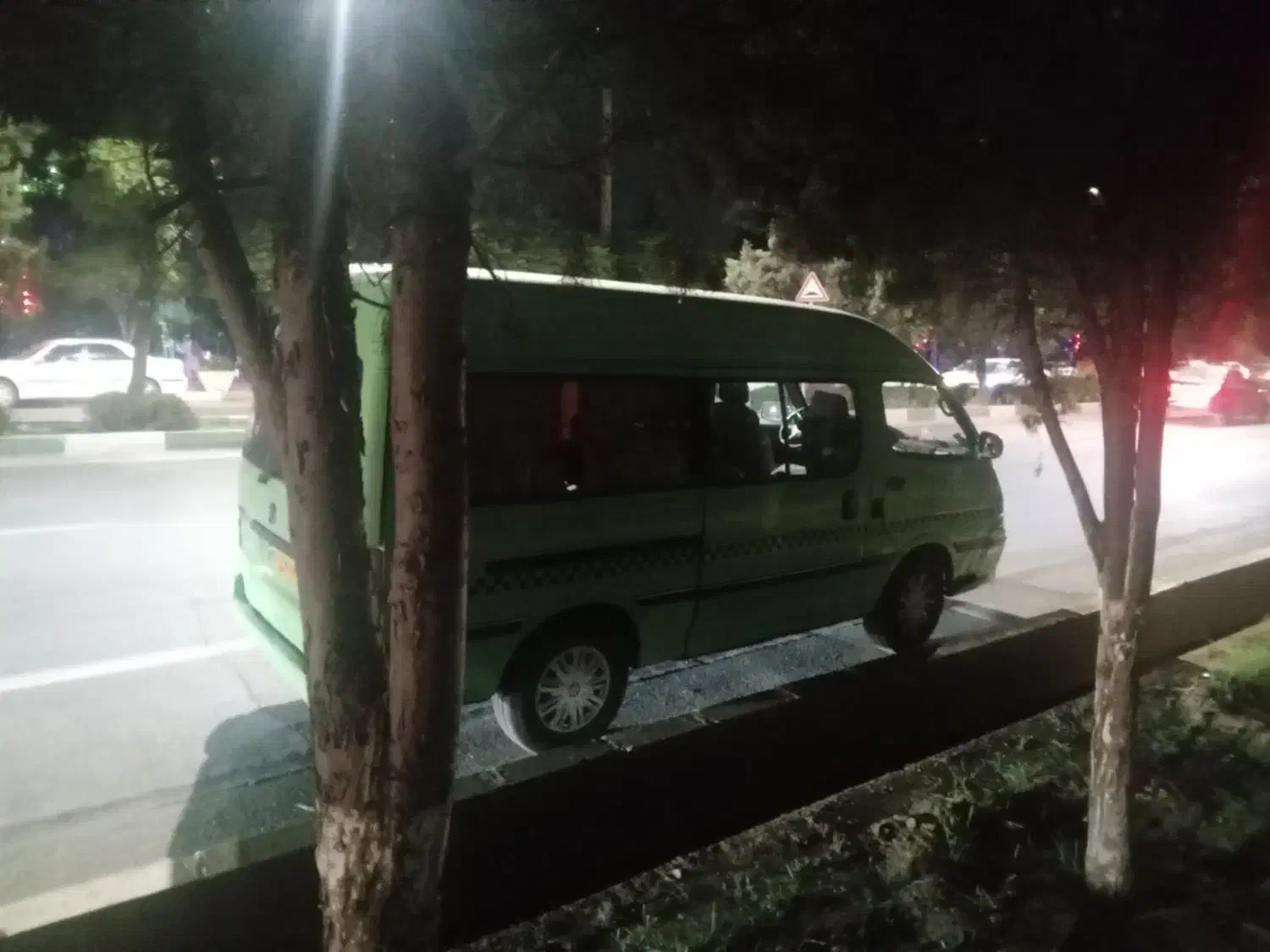 سرویس ایاب ذهاب شرکت و کارگاه ها.ون ۱۰ نفره|خدمات حمل و نقل|نظرآباد, نظرآباد|دیوار