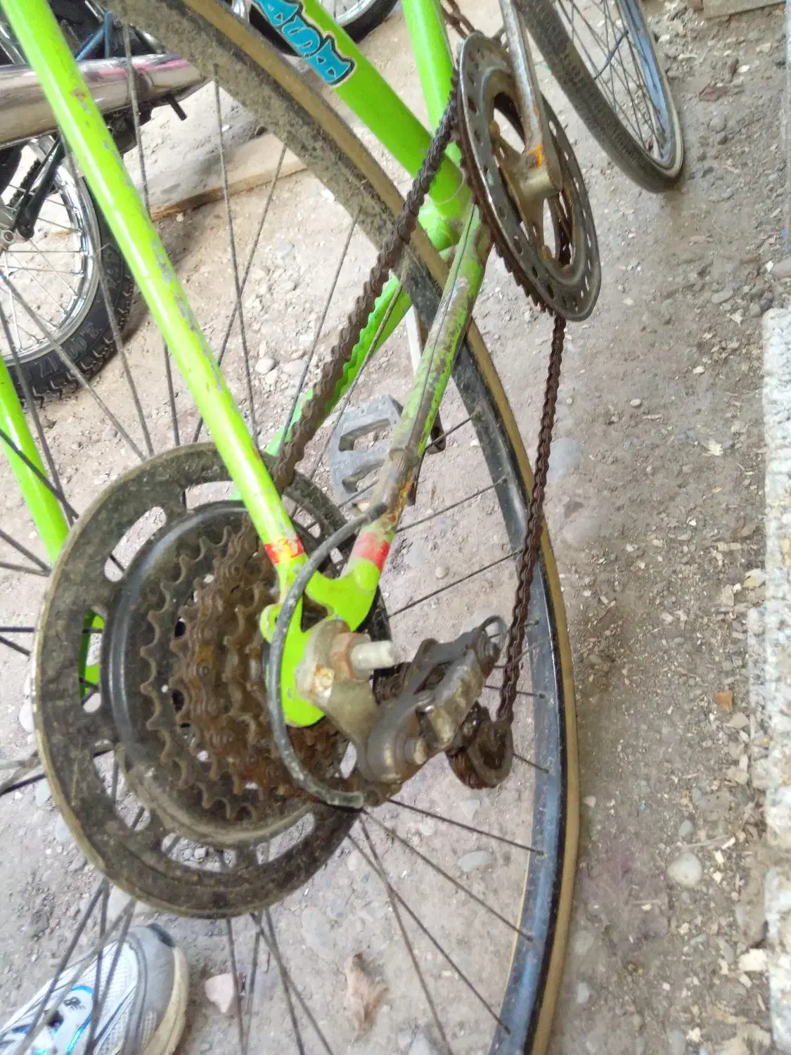 دوچرخه کورسی سالم و اماده دنده ایی قیمت مفت|دوچرخه، اسکیت، اسکوتر|رشت, بوسار|دیوار