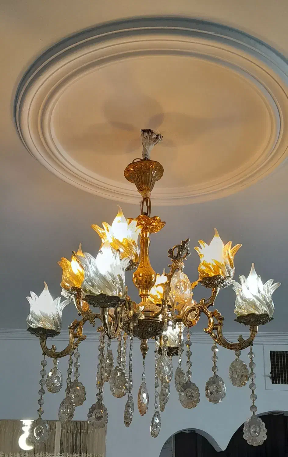 لوستر برنجی ۸ شعله|لوستر و چراغ آویز|تهران, اتابک|دیوار