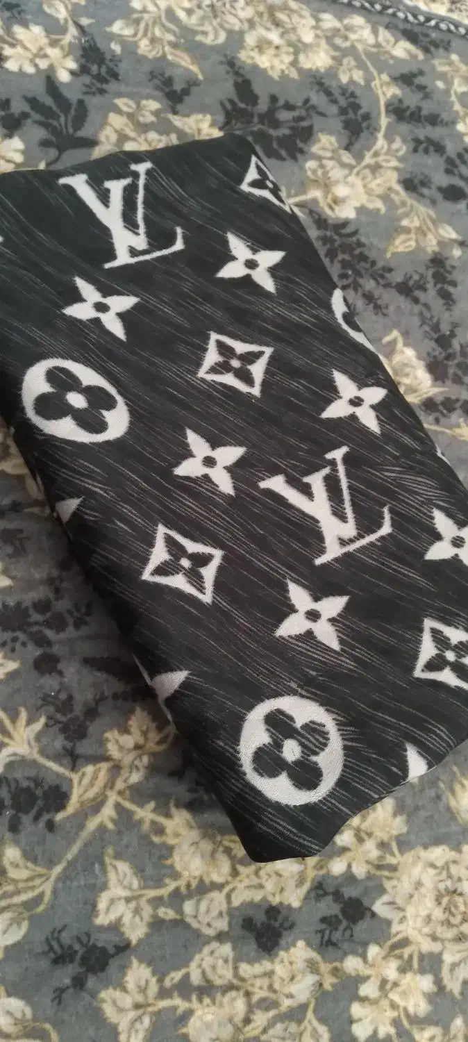 روسری قواره دار مارکLv|لباس|ایلام, |دیوار