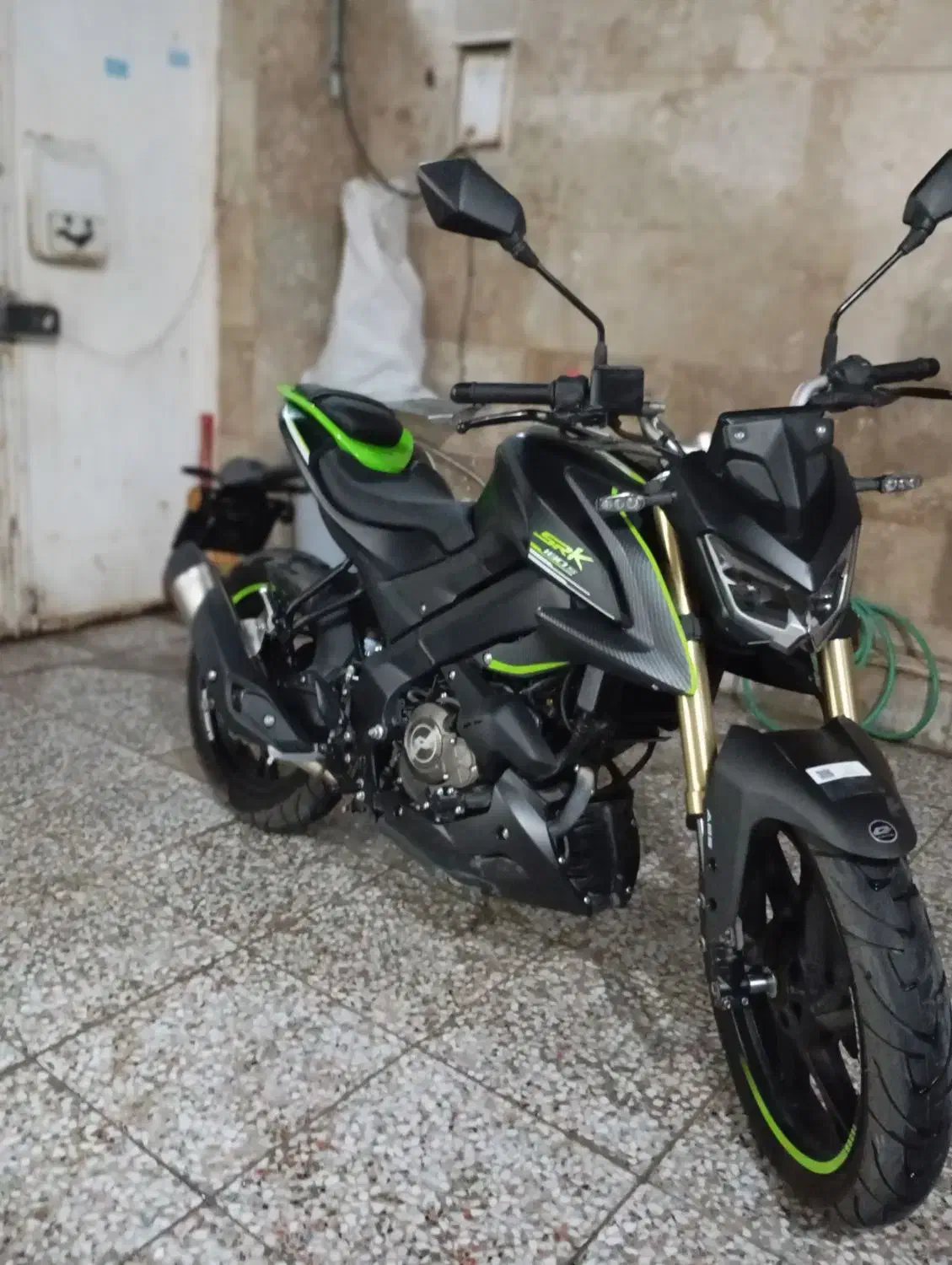 QjSRK(بنلی180)|موتورسیکلت|شیراز, نصرآباد|دیوار