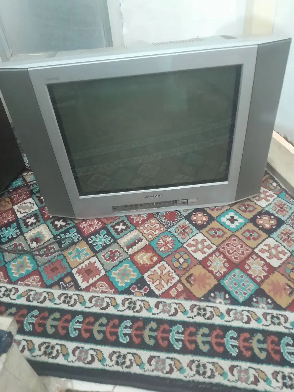 تلویزیون ۲۱اینج قدیمی سالم|تلویزیون و پروژکتور|اراک, |دیوار