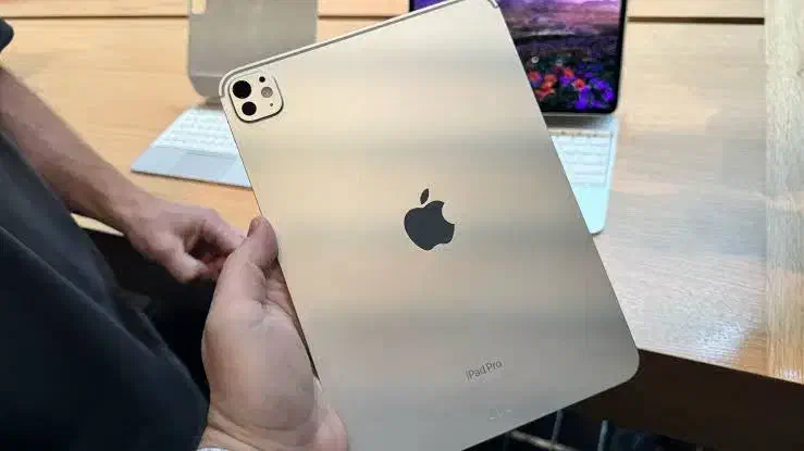 iPad M3 Air 7 2025|تبلت|مشهد, بهشت|دیوار