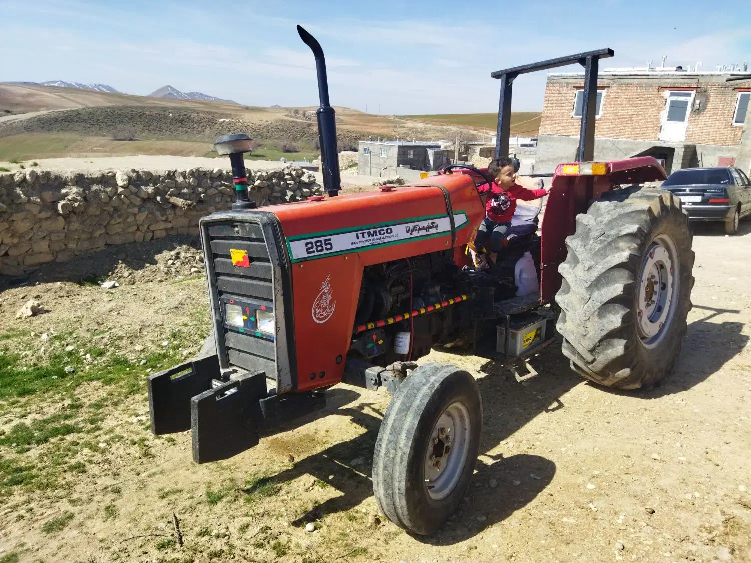 فروش تراکتور 285|خودرو سنگین|کرفتو, |دیوار