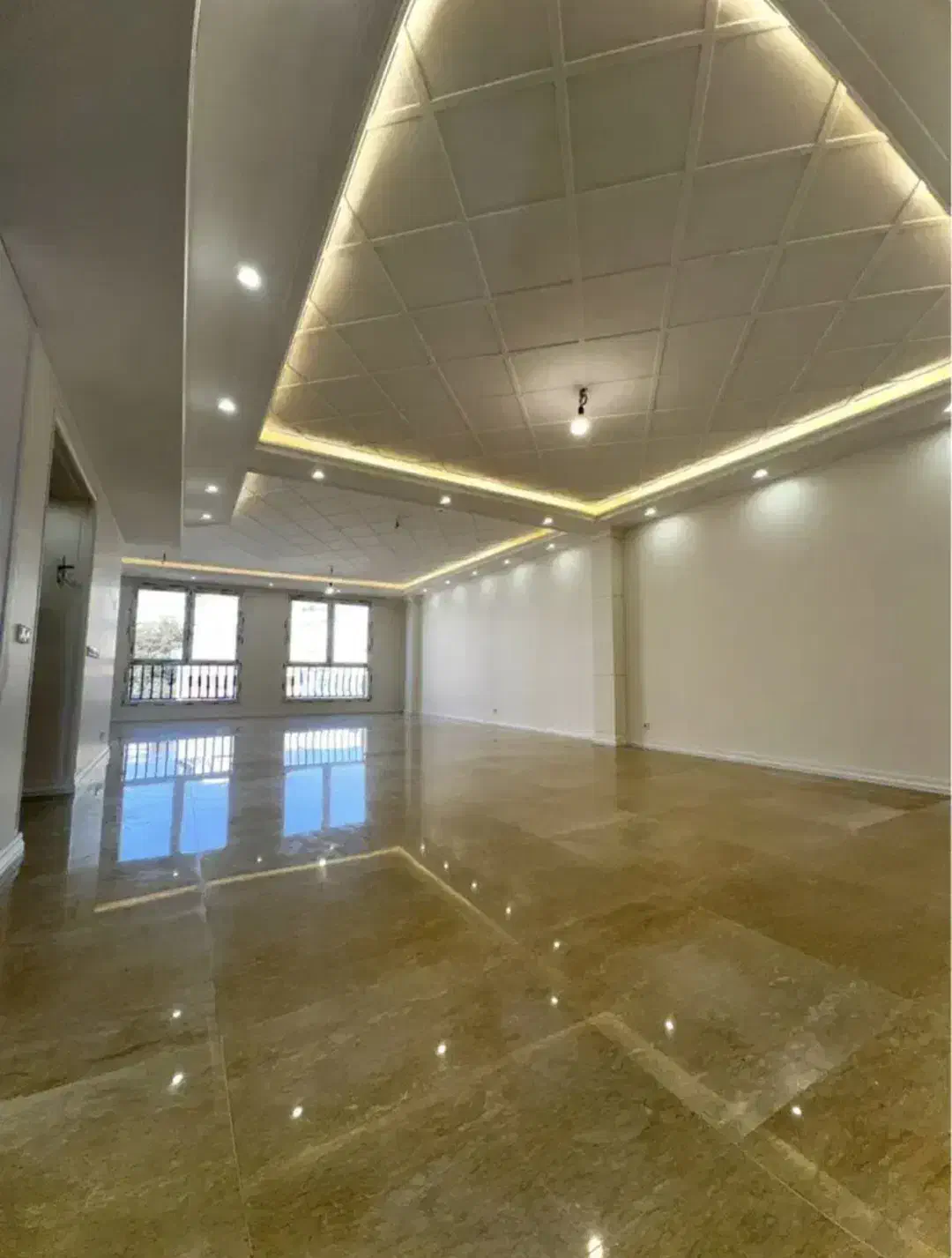 بنی فاطمه / ۲۱۰ متر / فول مشاعات|فروش آپارتمان|تهران, هروی|دیوار