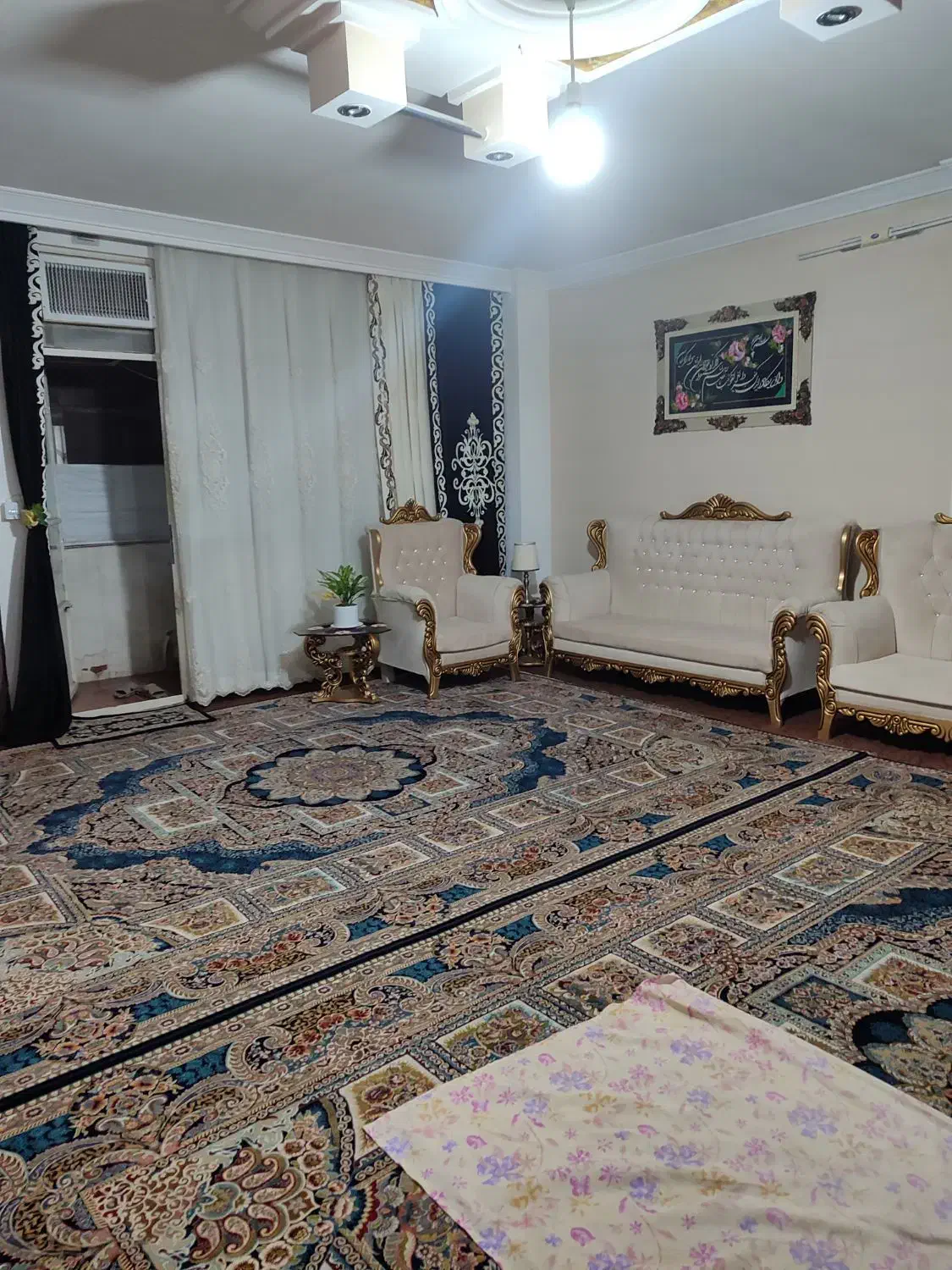 سوییت  اجاره ای روزانه  منزل دربست کوتاه مدت|اجارهٔ کوتاهمدت آپارتمان و سوئیت|مشهد, رده|دیوار