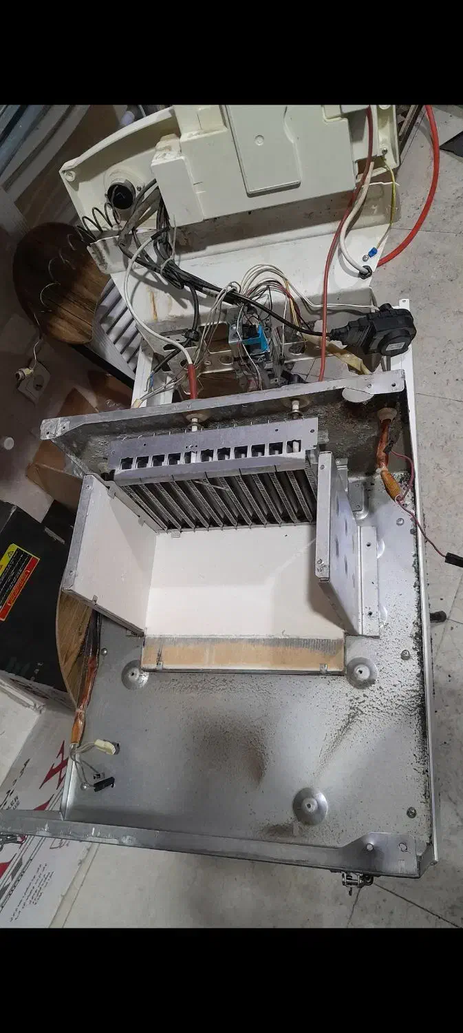 نصب وتعمیرات انواع پکیج و رادیاتور ایرانی وخارجی|خدمات پیشه و مهارت|سهند, |دیوار