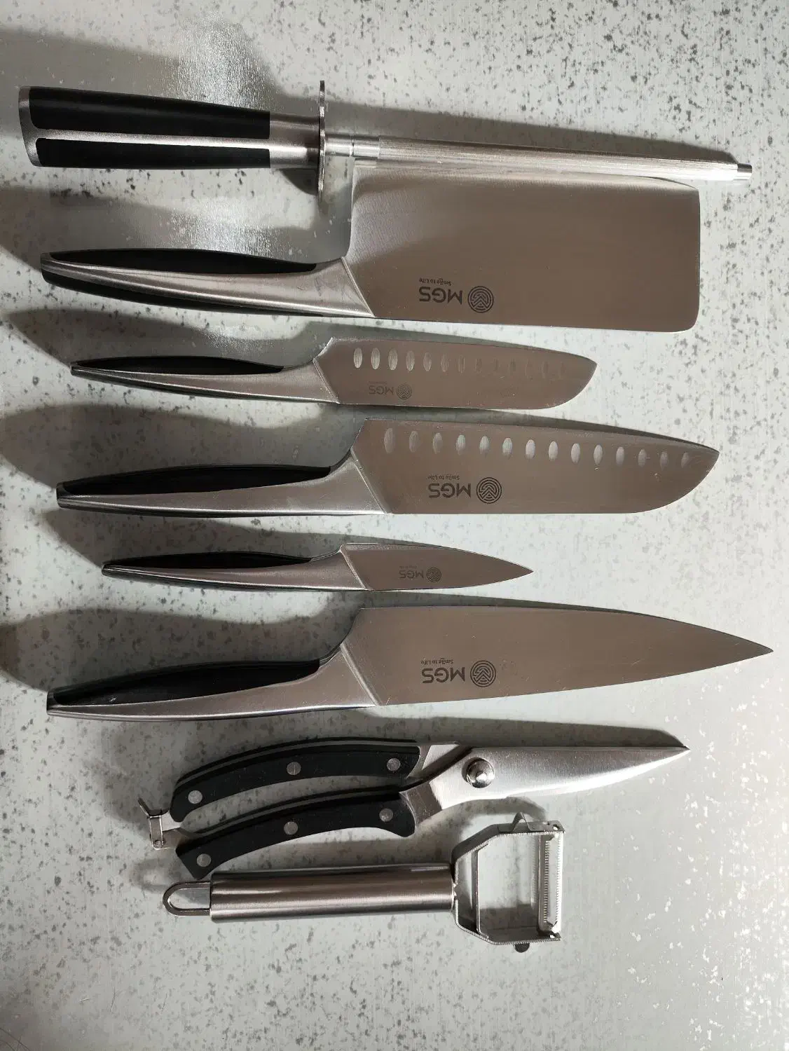 چاقوی آشپزخانه کاملا کاربردی|ظروف پخت‌وپز|قم, فرهنگیان و شهربانی|دیوار