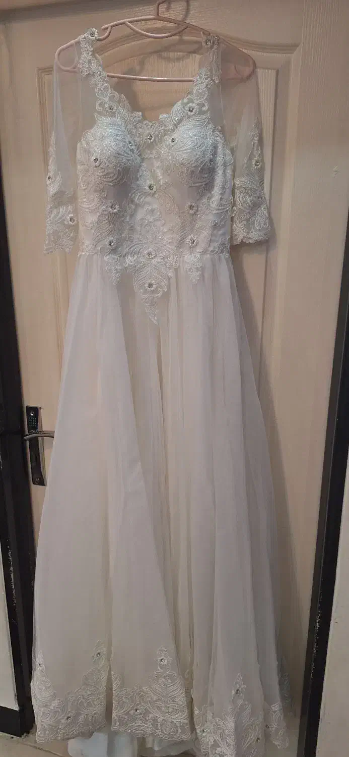 لباس عروس|لباس|اندیشه, اندیشه فاز ۱|دیوار