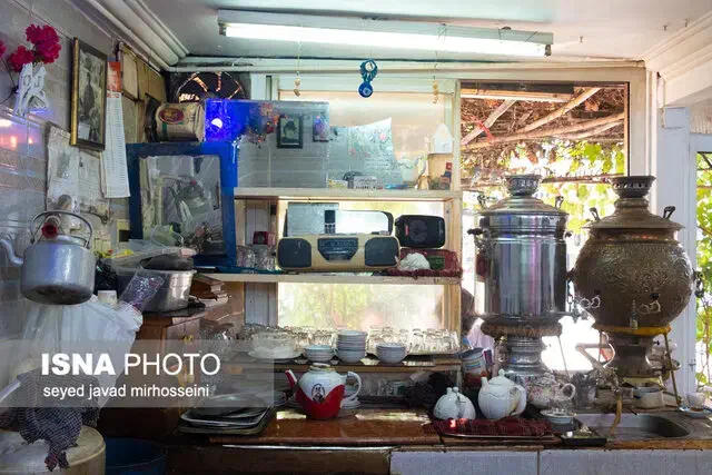 همکاردر کافه سنتی|استخدام خدمات فروشگاه و رستوران|مشهد, کوشش|دیوار