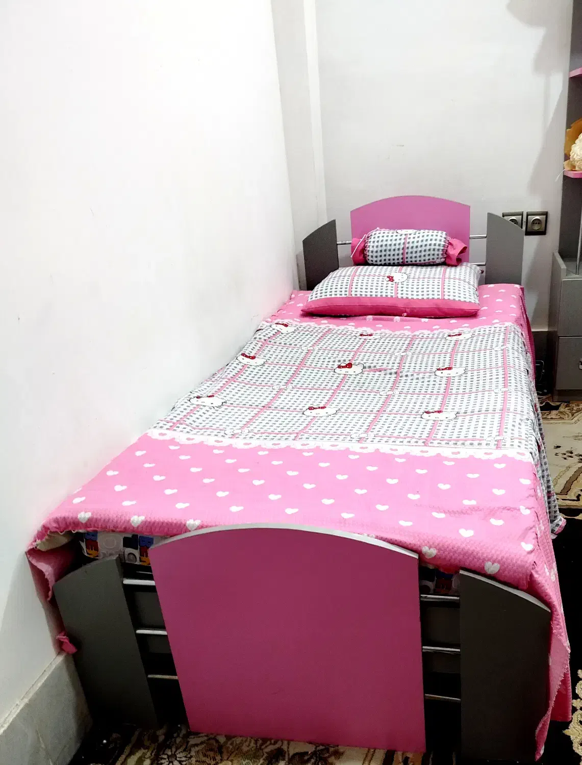 تخت و کمد کودک|تخت و سرویس خواب|بردسکن, |دیوار