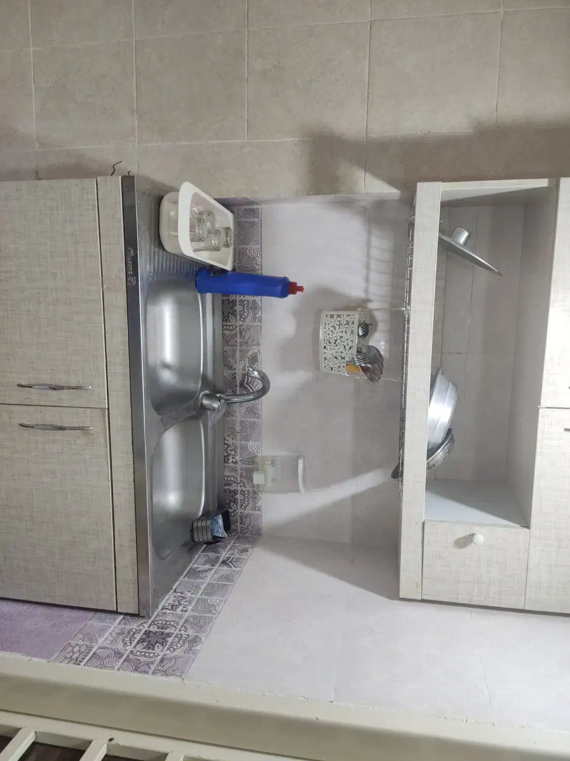 سوییت مستقل با پارکینگ اختصاصی|اجارهٔ کوتاه‌مدت آپارتمان و سوئیت|جهرم, |دیوار