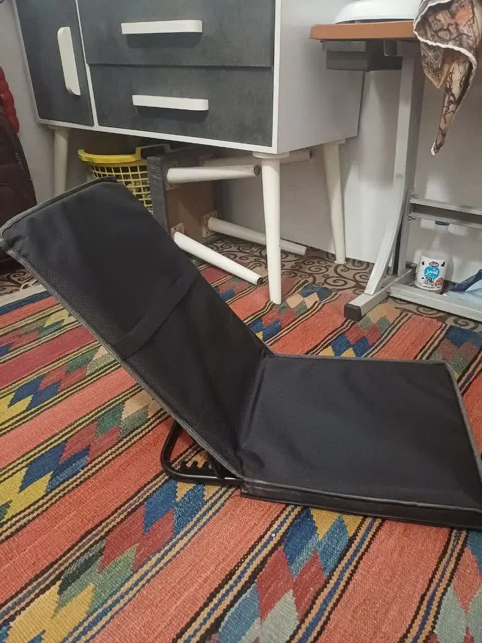 صندلی تاشو زمینی|صندلی و نیمکت|شیراز, پودنک|دیوار