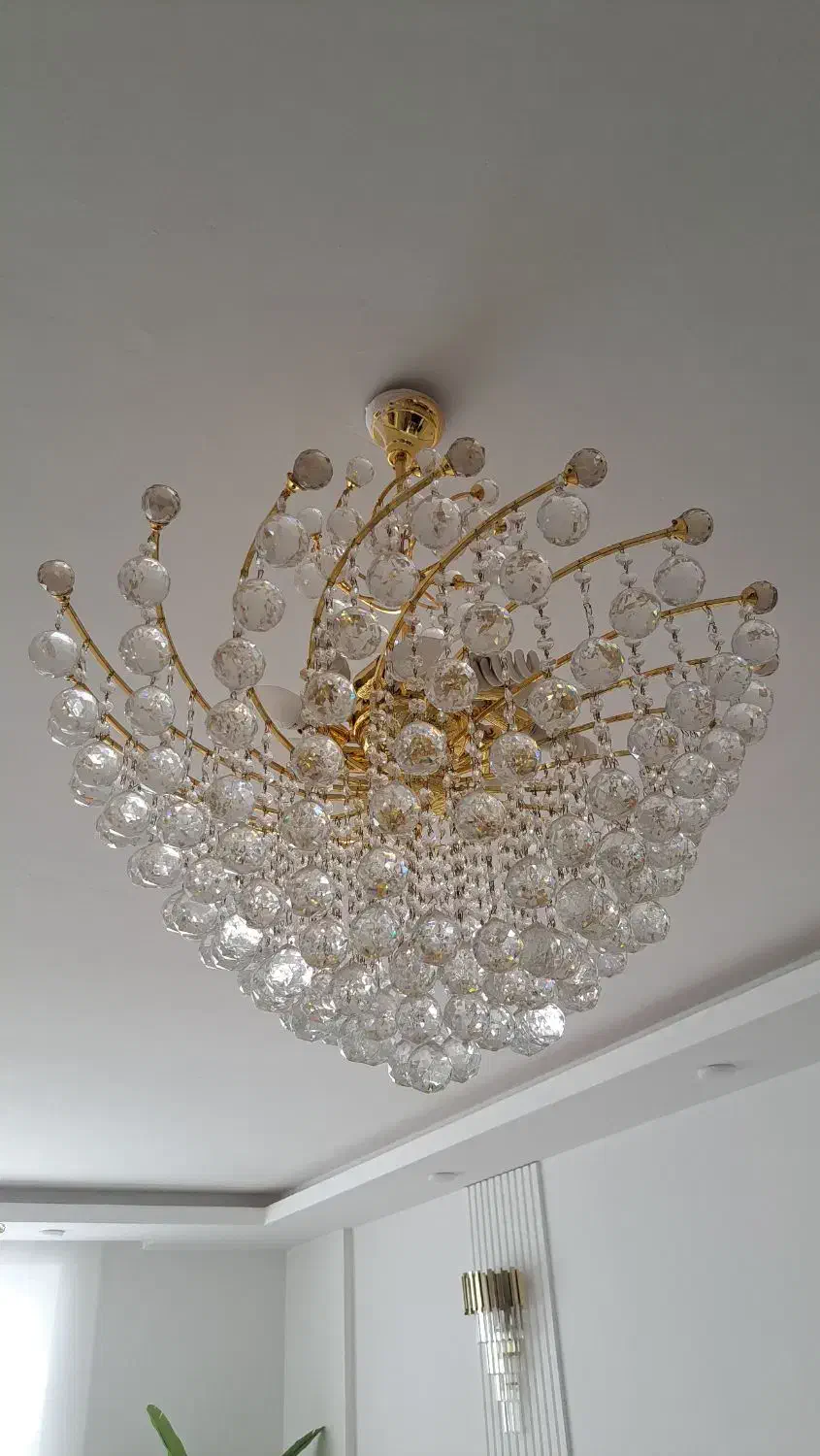 لوستر کریستال|لوستر و چراغ آویز|سبزوار, کاشفی شمالی (دادگستری)|دیوار