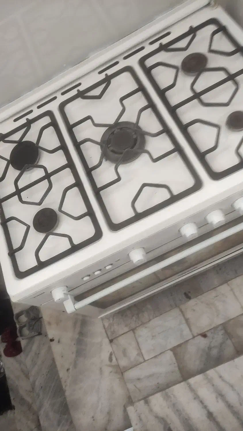 گاز پنج شعله فر دار اسنوا مدل رومینا|اجاق گاز و لوازم برقی پخت‌وپز|شاهین‌شهر, فدک|دیوار