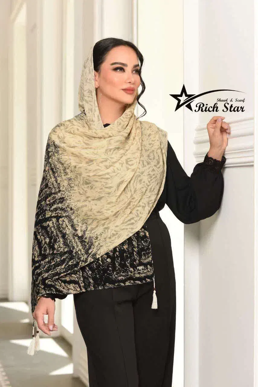 شال برشکا پاییزه در تنوع رنگ|لباس|میانه, |دیوار