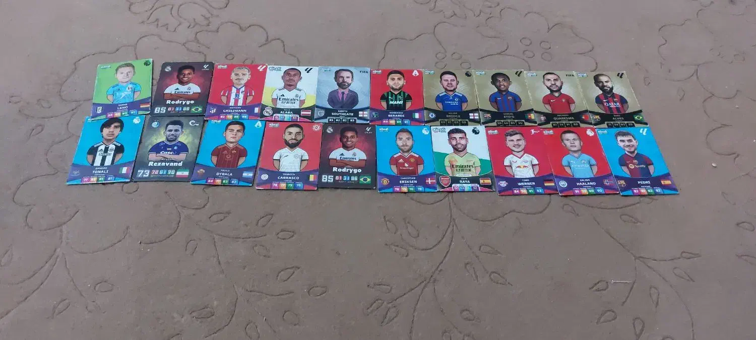 کیمدی|اسباب‌‌بازی|شیراز, کوشک میدان|دیوار