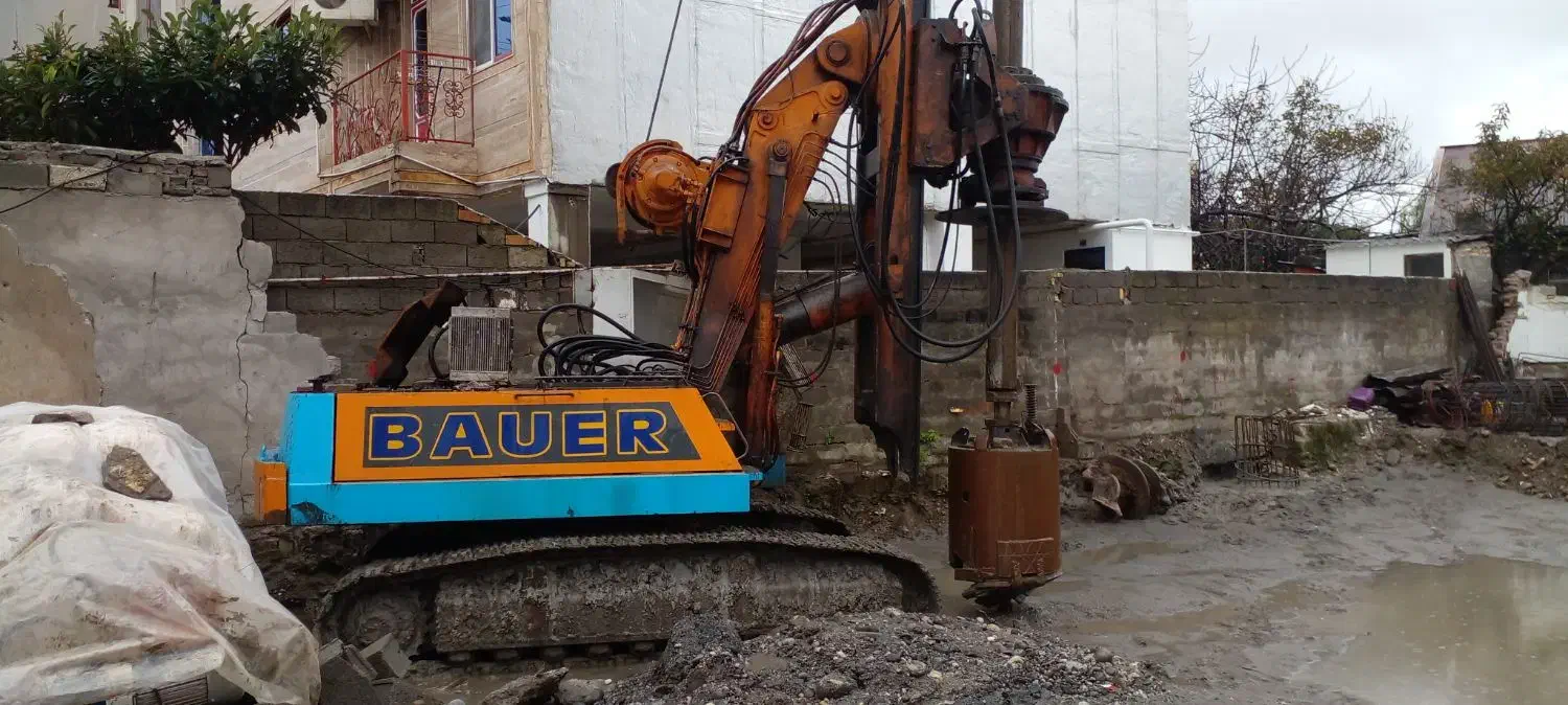 حفاری شمع و پنل خورشیدی|خدمات پیشه و مهارت|کیش, |دیوار