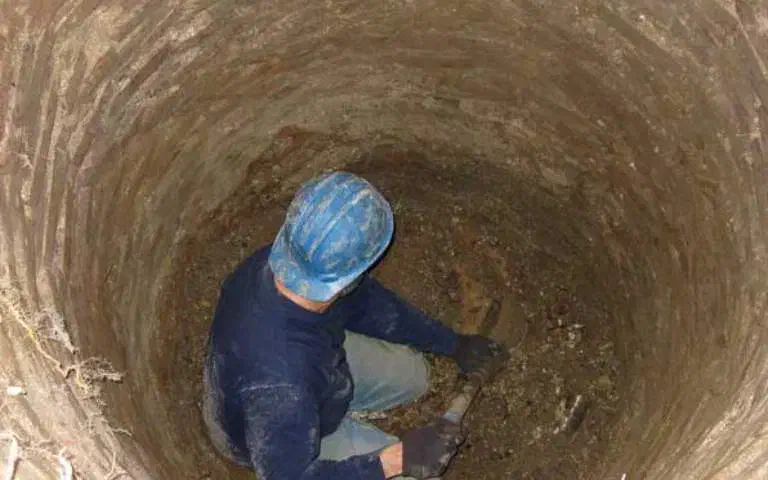 چاه کن.مقنی.حرفه ای|خدمات پیشه و مهارت|شیروان (خراسان), |دیوار