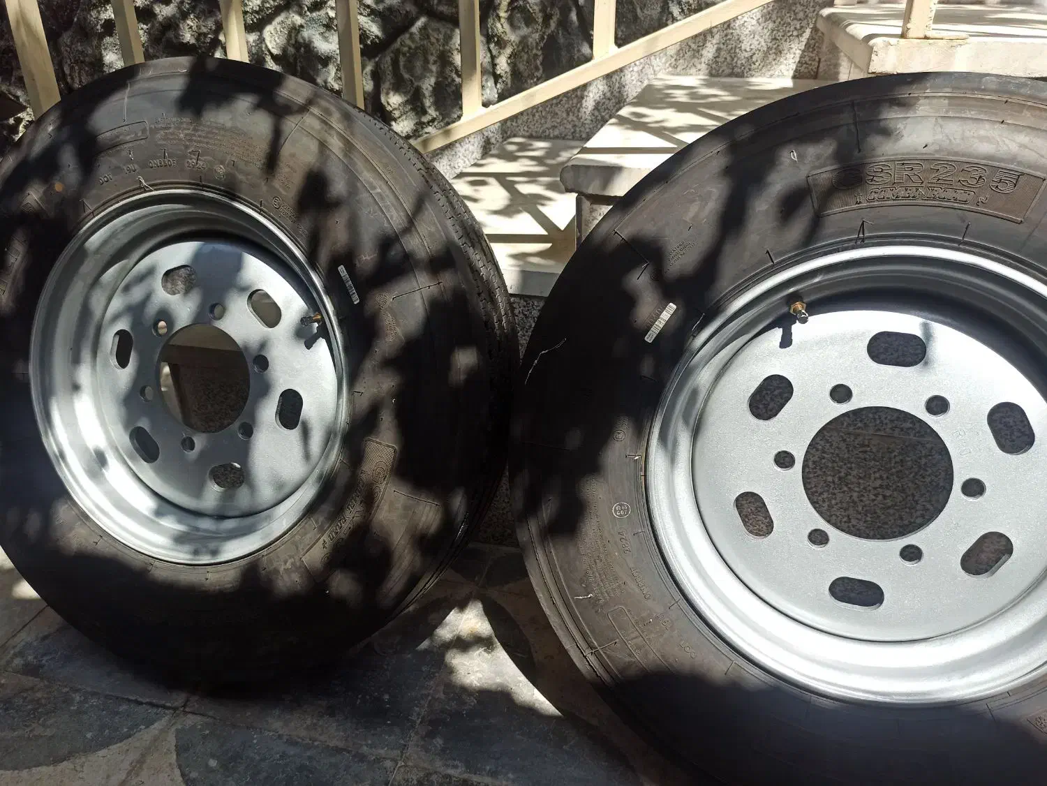 دو جفت رینگ و لاستیک صفر بدون کارکرد نیسان|قطعات یدکی و لوازم جانبی|شیراز, دارالرحمه|دیوار