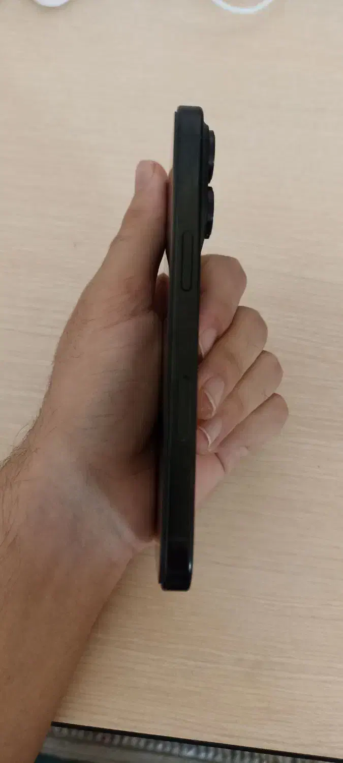 آیفون ۱۶ پرو ۱۲۸ مشکی|موبایل|برخوار, |دیوار