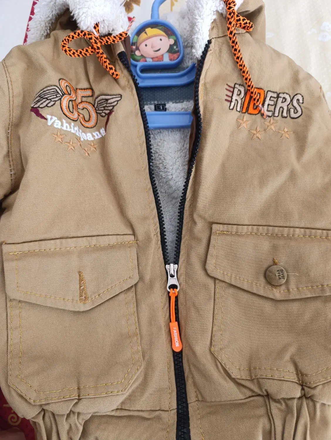 لباس پسرونه|کفش و لباس بچه|دامغان, |دیوار