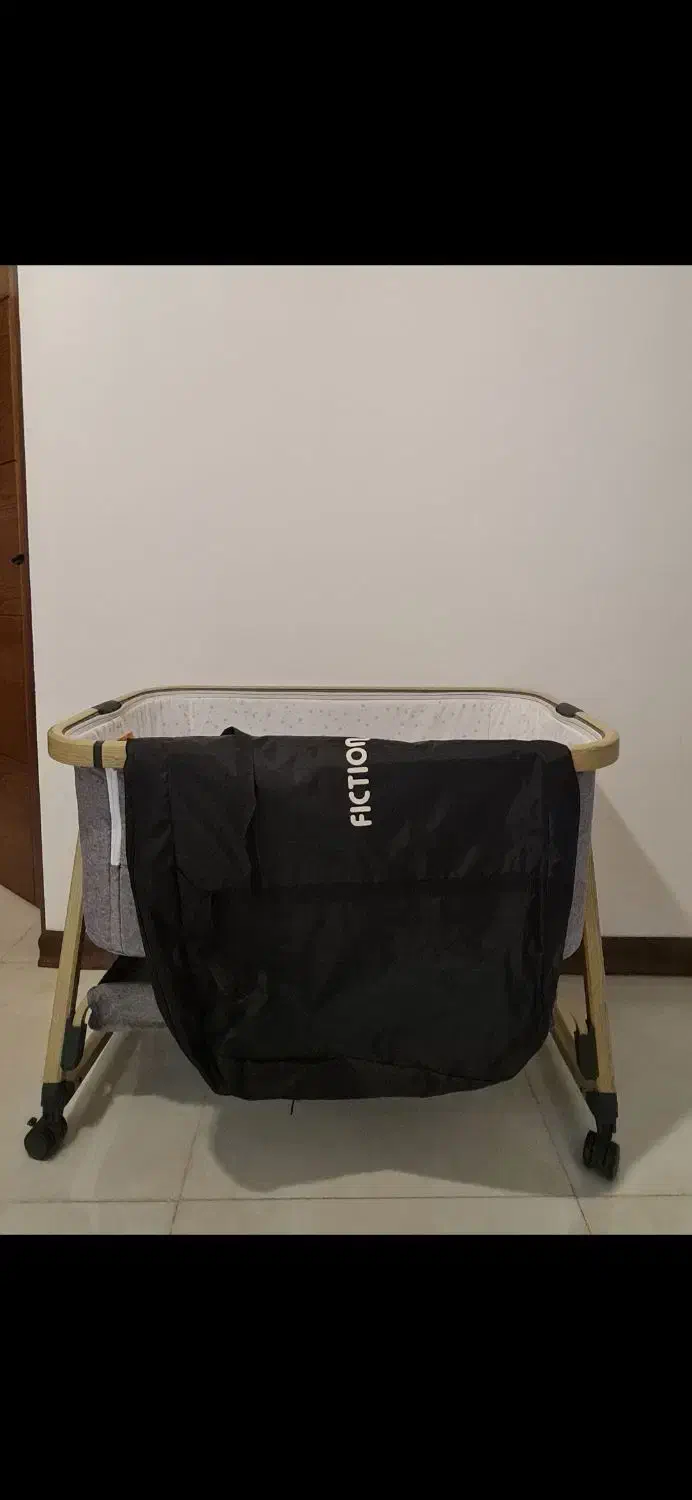 تخت کنار مادر فیکشن|تخت و صندلی بچه|ساری, |دیوار