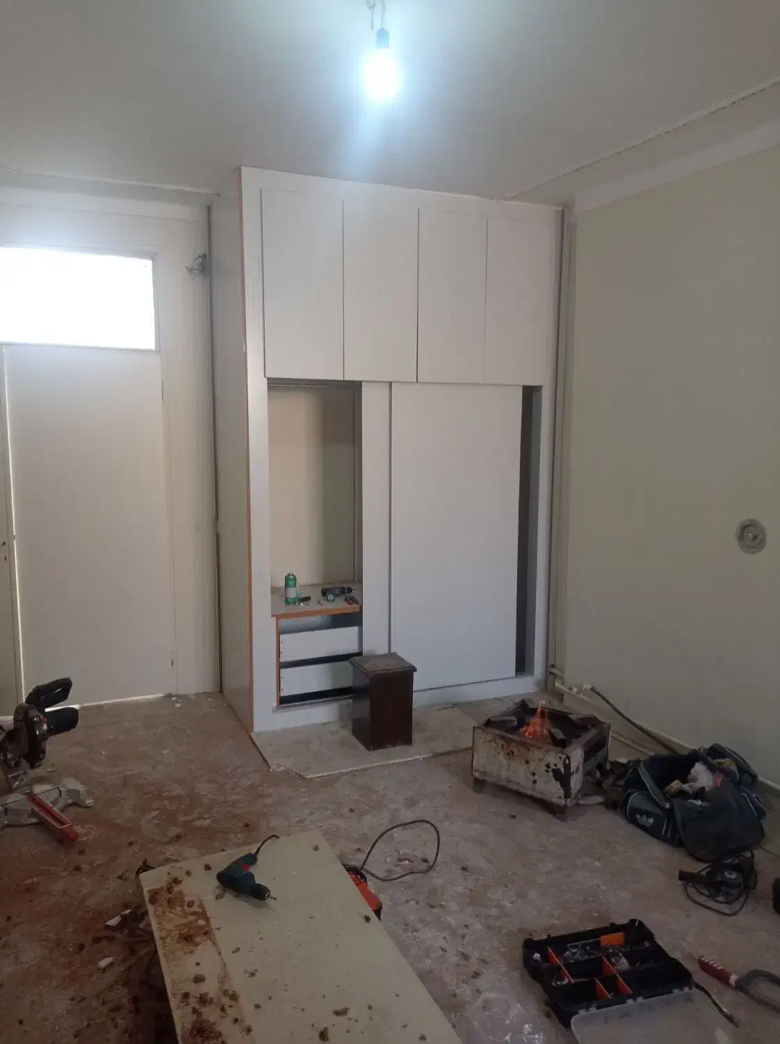 تعمیرات و اجرای صفر تا صد کابینت و کمد دیواری و...|مصالح و تجهیزات ساختمان|سهند, |دیوار