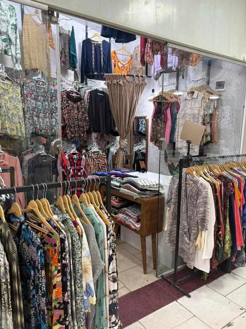 شومیز حریر و نخی استوک زنانه|لباس|ساری, |دیوار