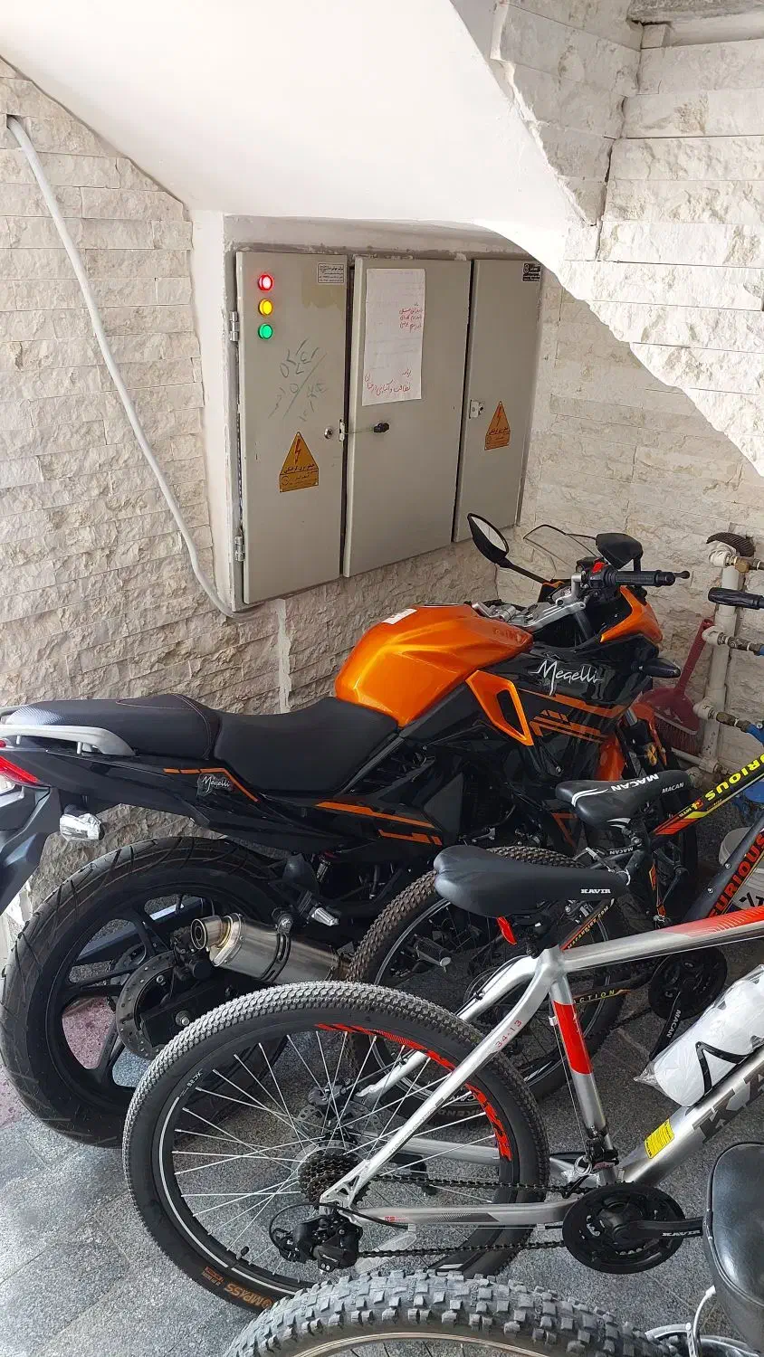 موتورسیکلت مگلی ۲۰۰ صفرکیلومتر مدل۱۴۰۳|موتورسیکلت|اراک, |دیوار