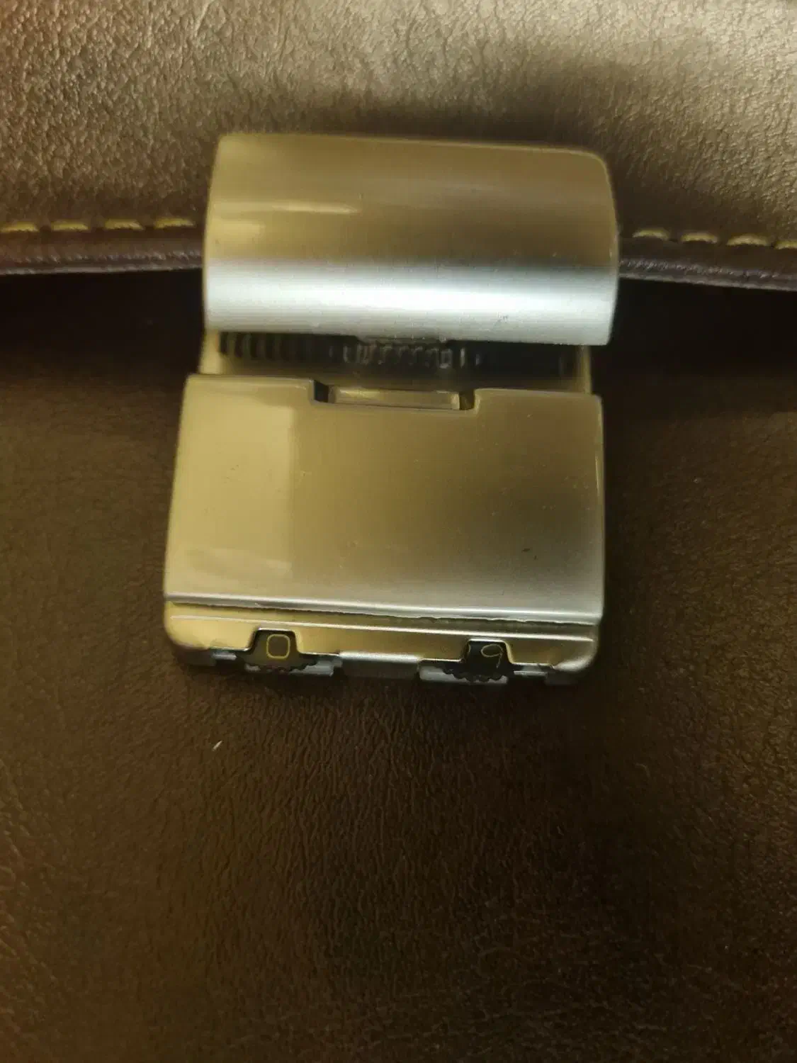 کیف چرمی اداری قهوه ای با قفل رمزی|کیف، کفش، کمربند|اصفهان, شیخ اشراق|دیوار