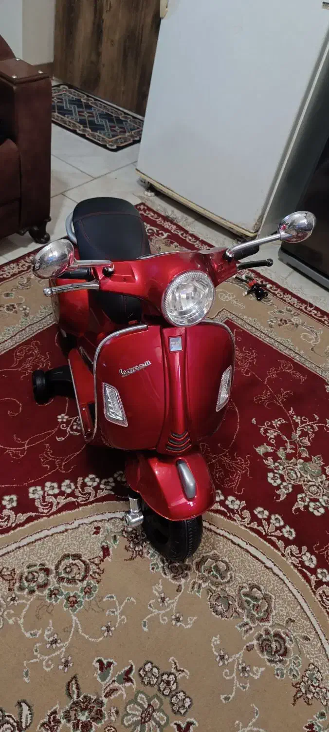 موتور شارژی وسپا|اسباب‌بازی بچه|لاهیجان, کوه بیجار|دیوار