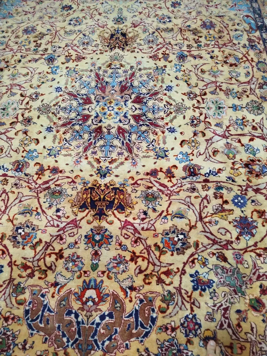 فرش دستباف ۱۲متری تبریز درحد سالم گوشت دار|فرش|کرج, خرمدشت|دیوار