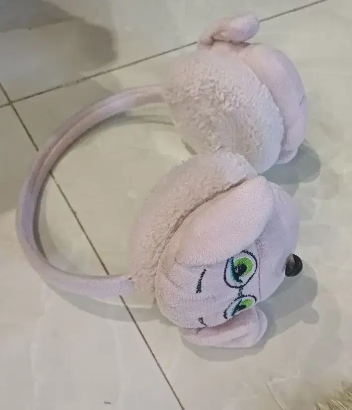 گوش گیر زمستانی|کفش و لباس بچه|اصفهان, رزمندگان|دیوار