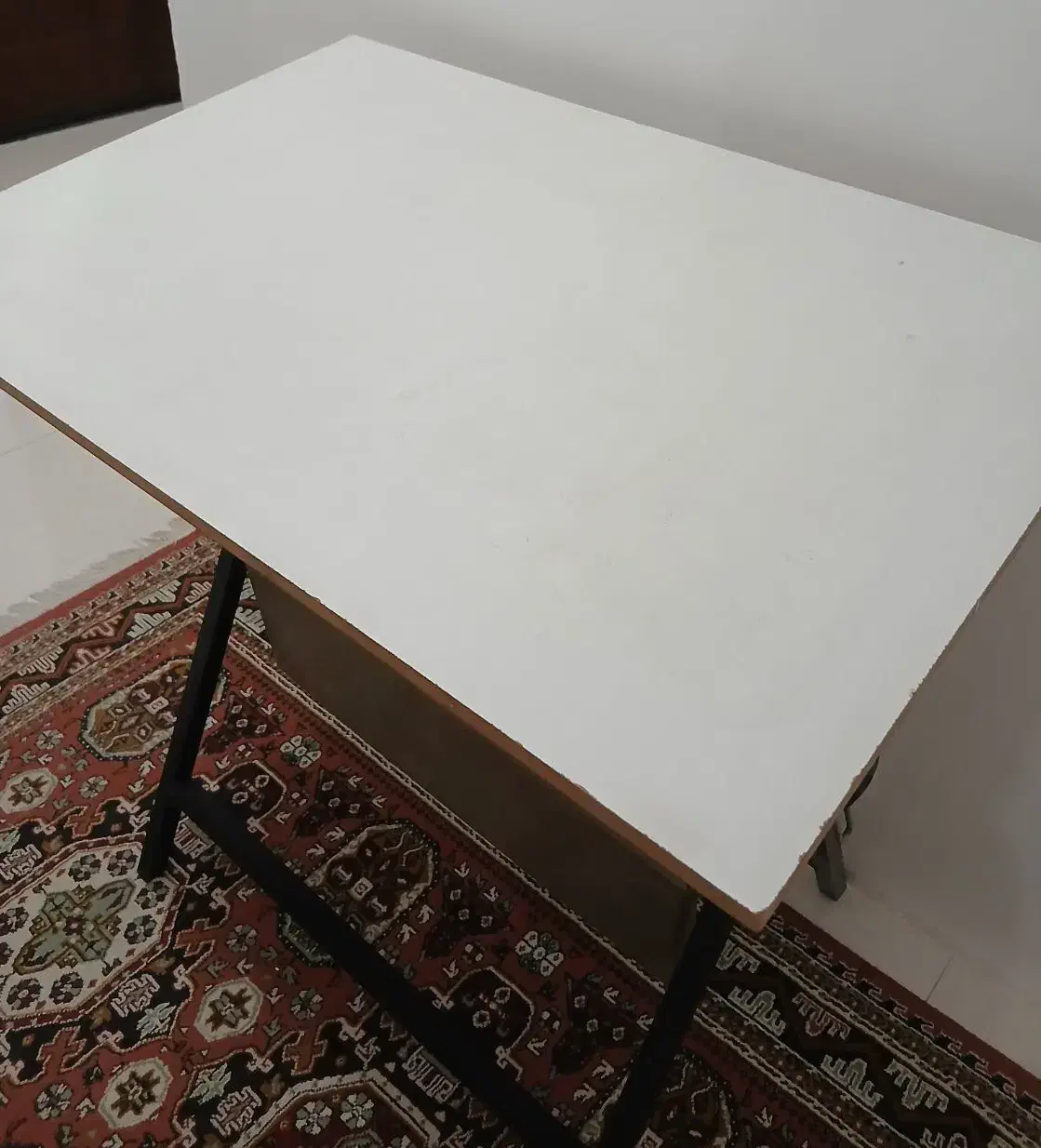 میز نقشه کشی|میز تحریر و کامپیوتر|صدرا-فارس, فاز ۱|دیوار