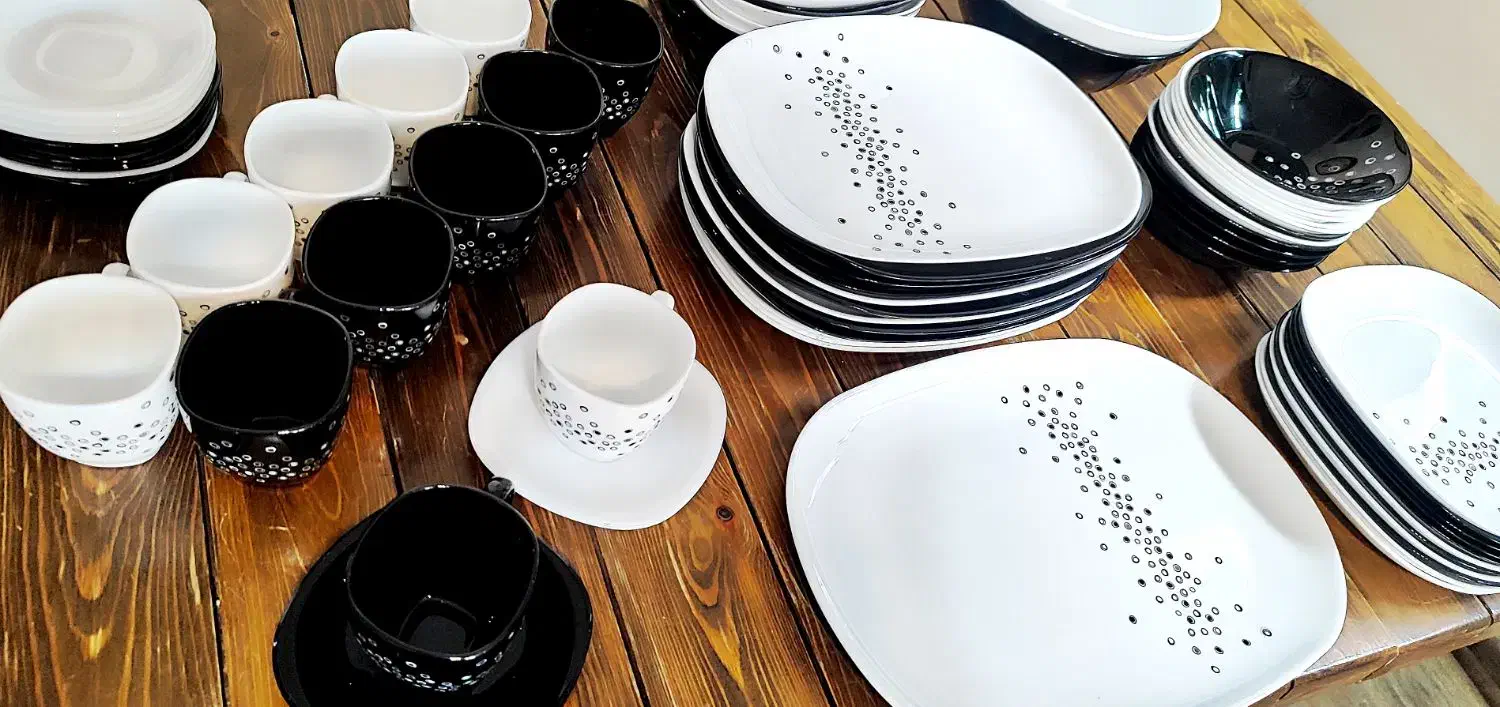 سرویس فرانسوی لومینارک ۷۶ پارچه|ظروف سرو و پذیرایی|مشهد, هفت تیر (حافظ)|دیوار