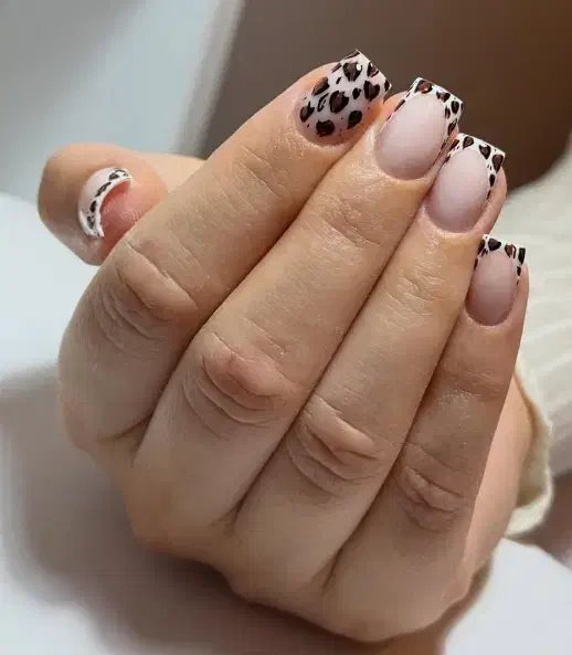 خدمات زیبای ناخن|خدمات آرایشگری و زیبایی|پاکدشت, شهرک امام رضا|دیوار