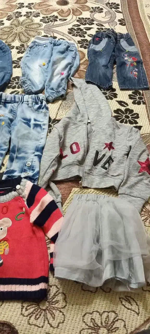 لباس دخترانه و کفش ۴۰عدد ۲۰۰تومن|کفش و لباس بچه|رشت, سعدی (تختی)|دیوار