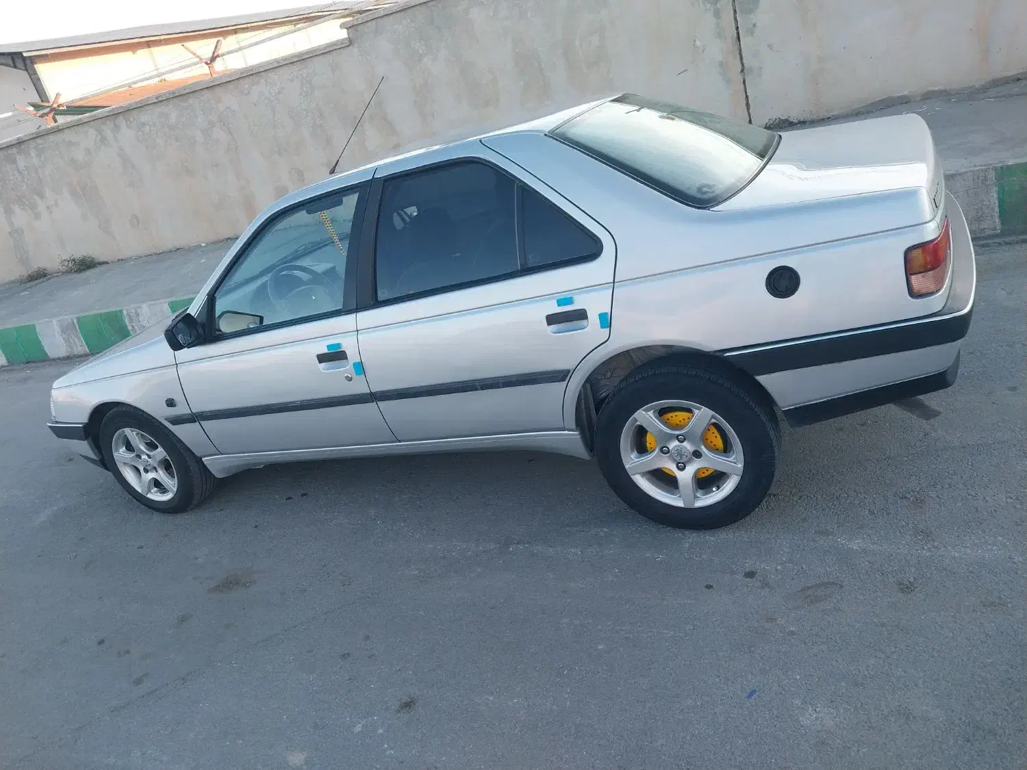 پژو 405مدل ۹۴دوگانه فابریک|خودرو سواری و وانت|کامیاران, |دیوار