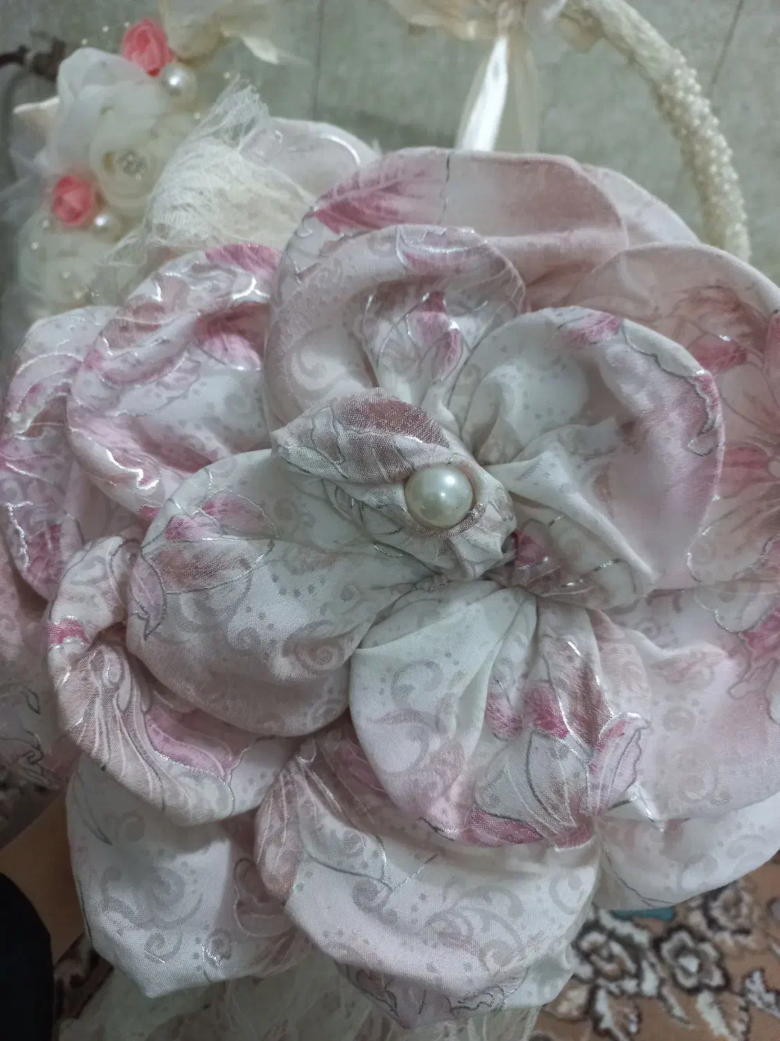 چادر عروس|لباس|قم, حکمت شمالی|دیوار