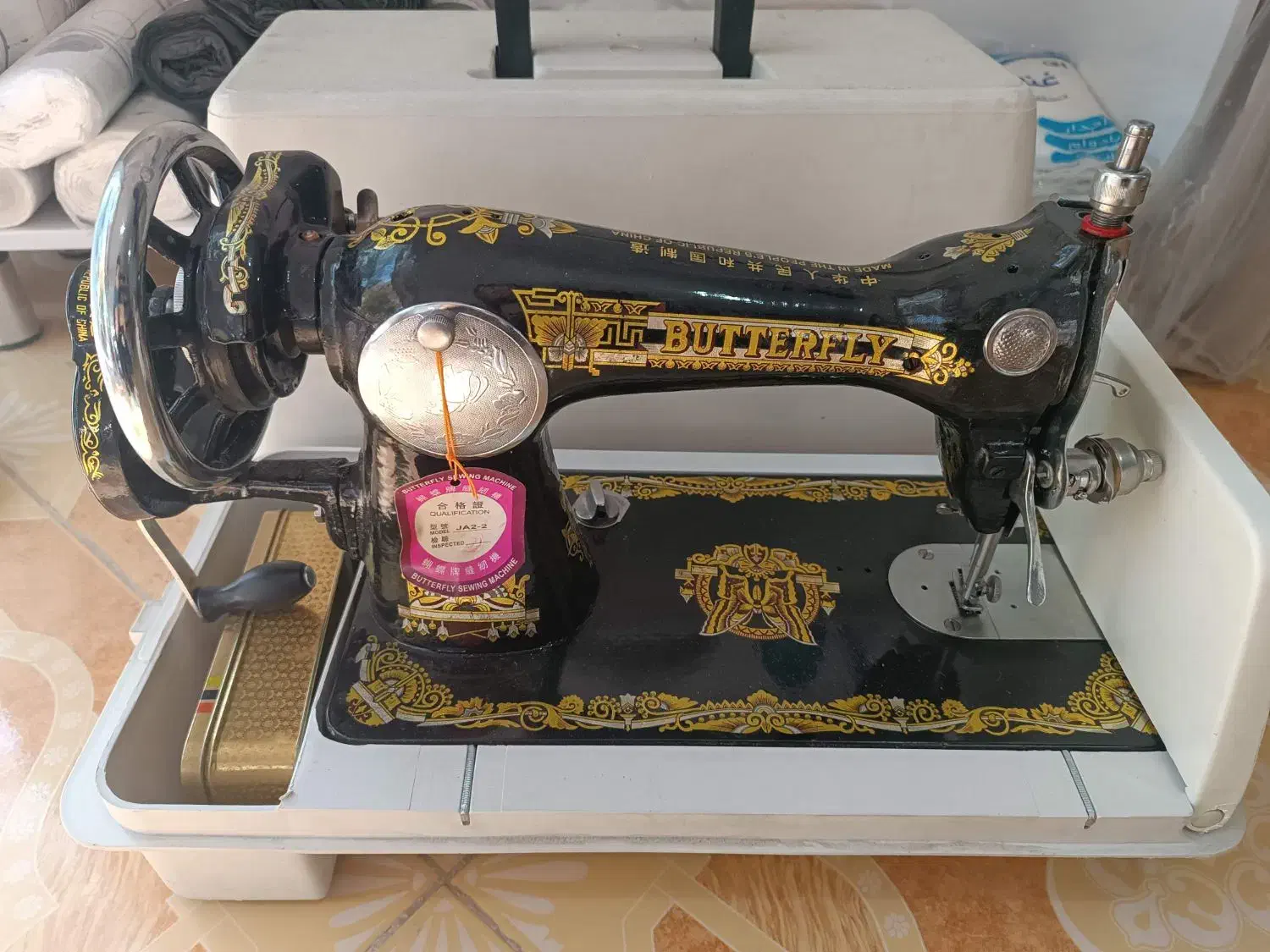 چرخ خیاطی آکبند و نو|چرخ خیاطی و ریسندگی|فلاورجان, |دیوار